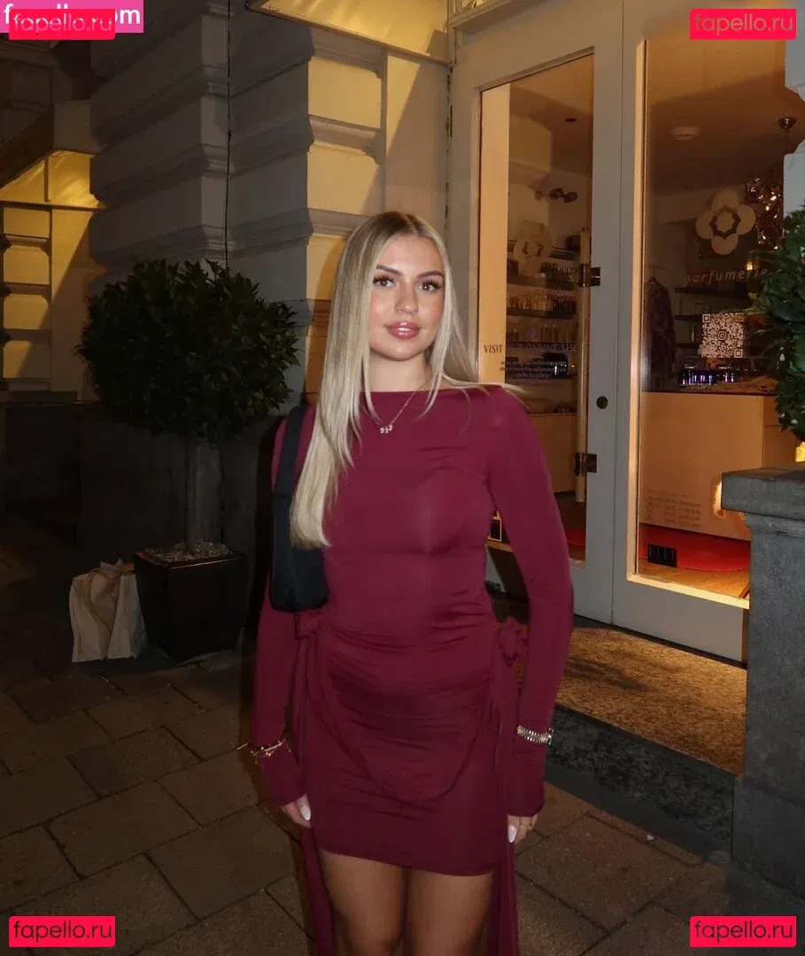 Joline Elisa Onlyfans Photo Gallery 