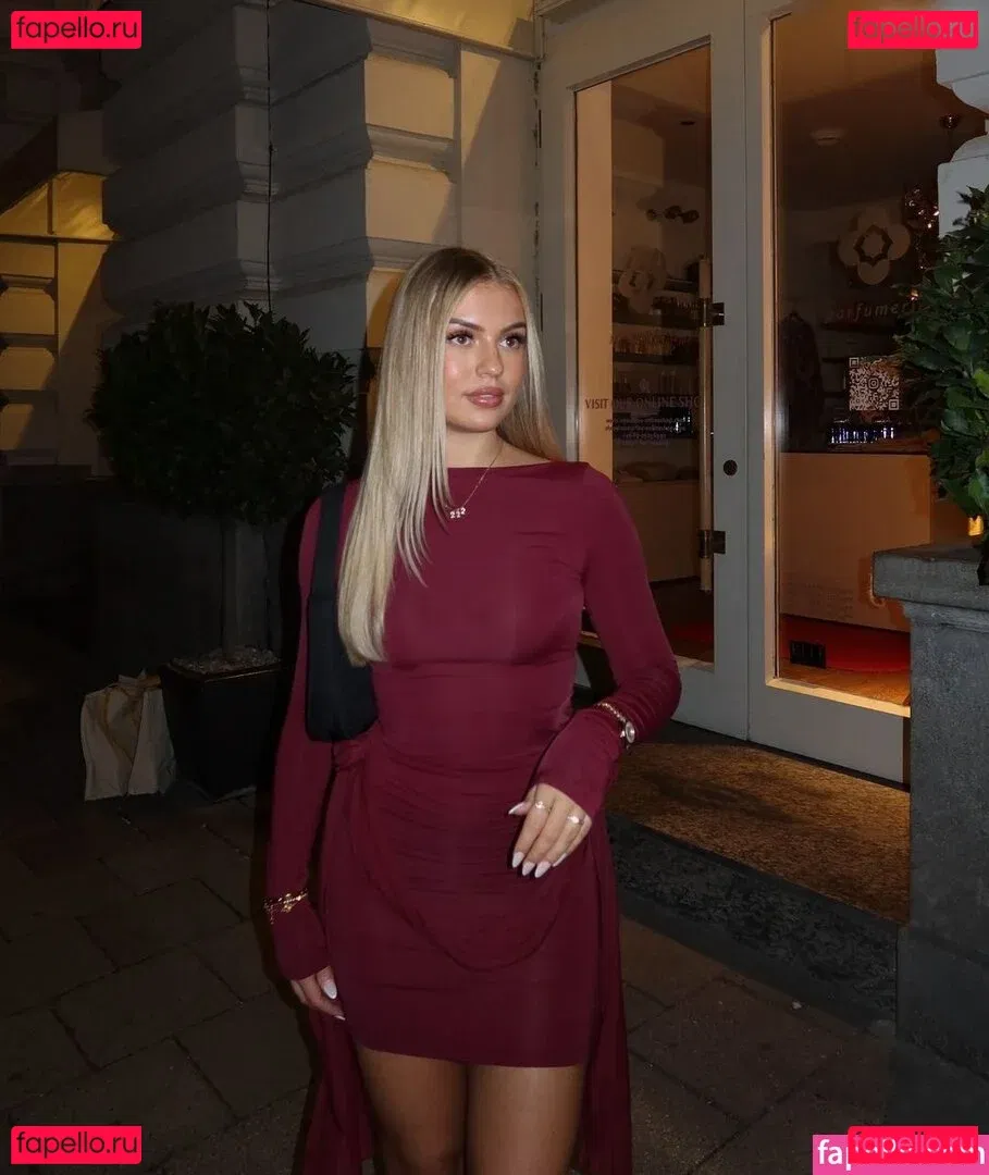 Joline Elisa Onlyfans Photo Gallery 