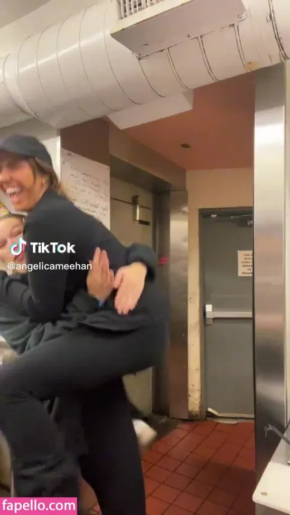 Angelica Meehan Onlyfans Photo Gallery 