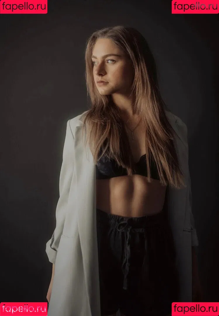 Alina Khani Onlyfans Photo Gallery 