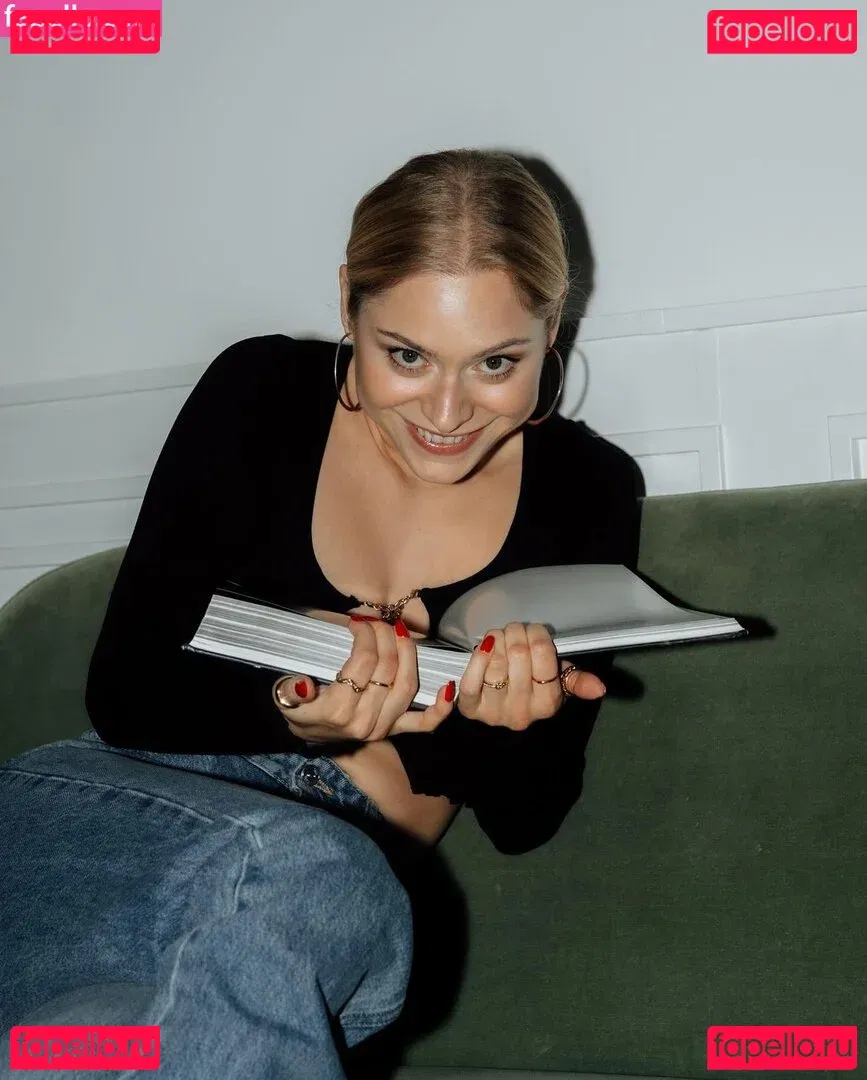 Alina Khani Onlyfans Photo Gallery 