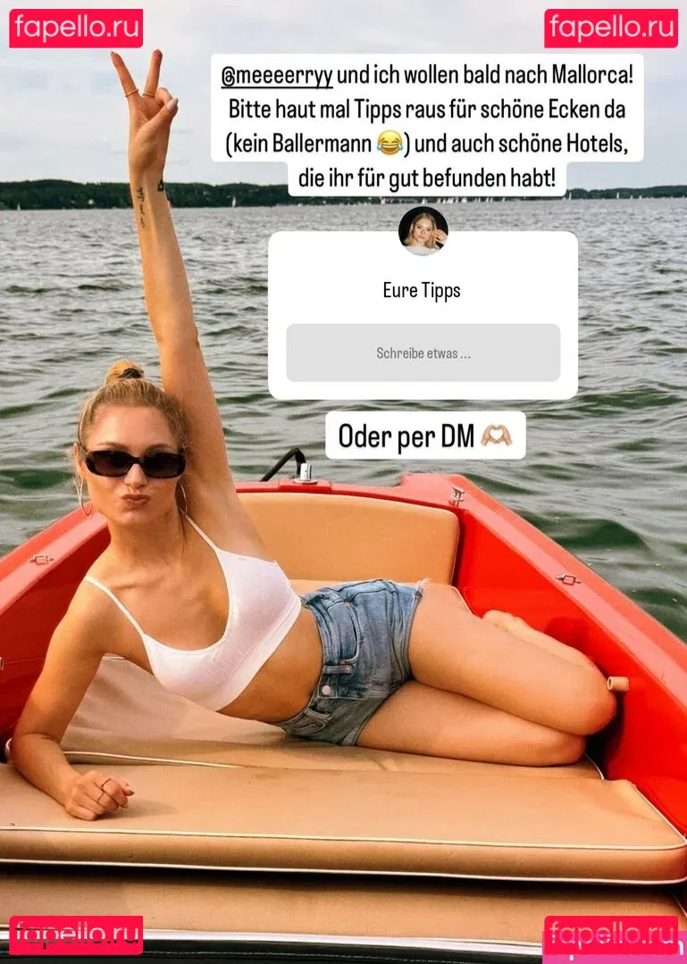 Alina Khani Onlyfans Photo Gallery 