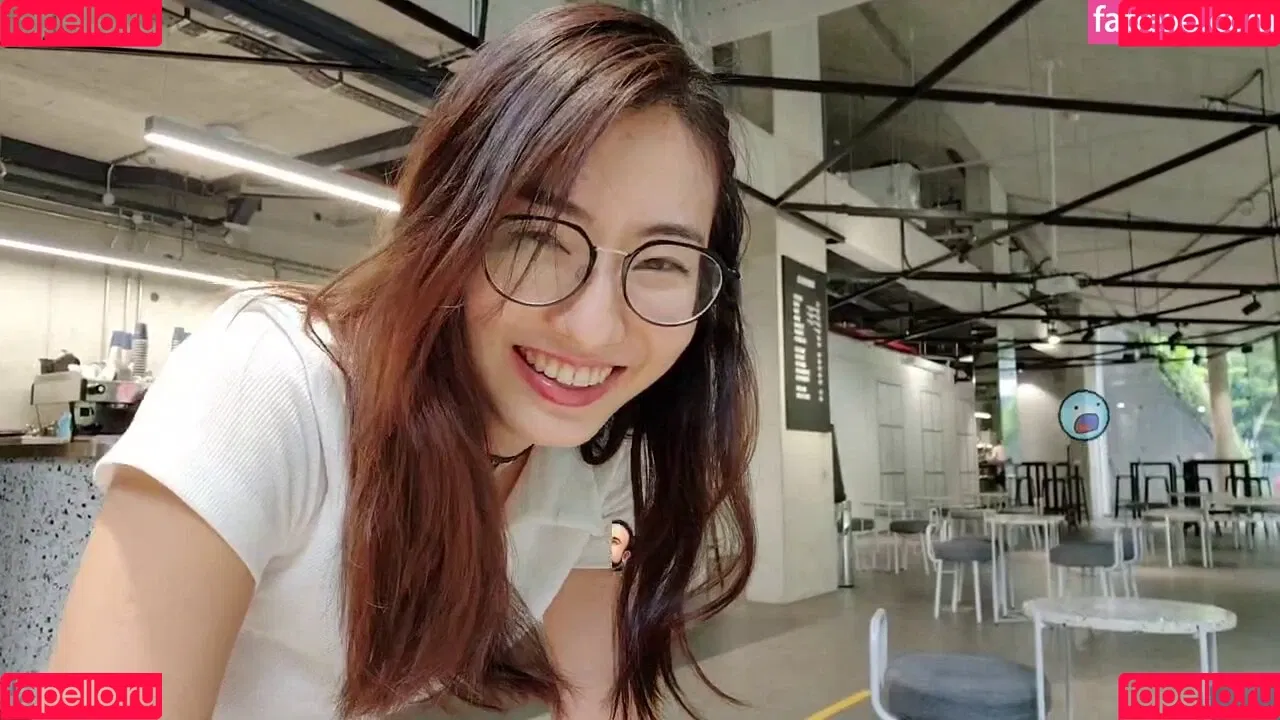 Zumi Onlyfans Photo Gallery 