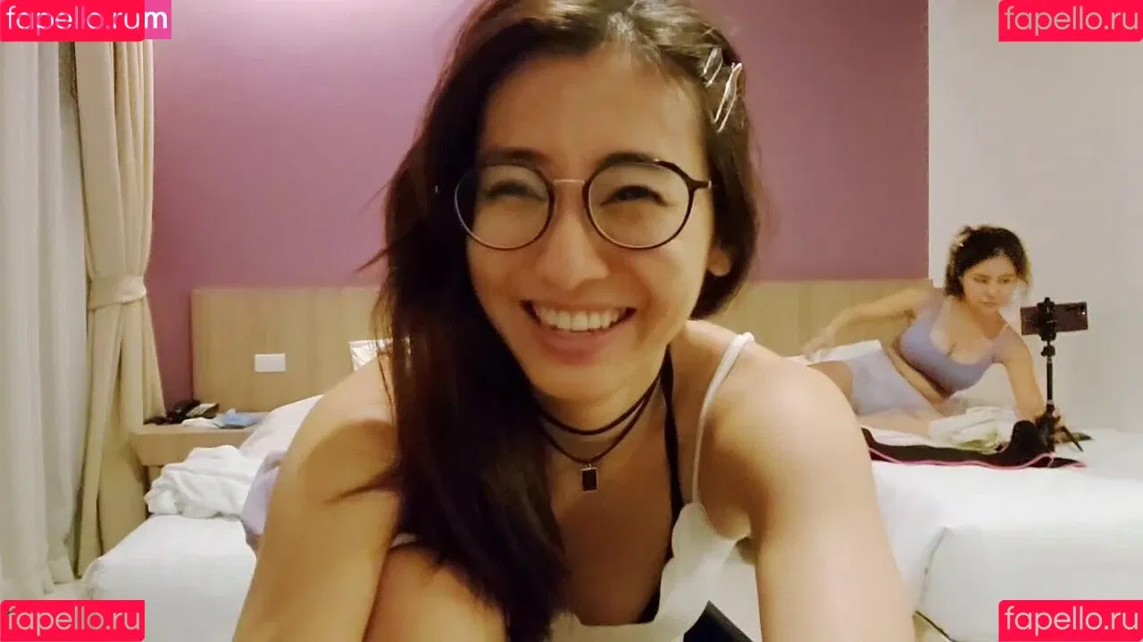 Zumi Onlyfans Photo Gallery 