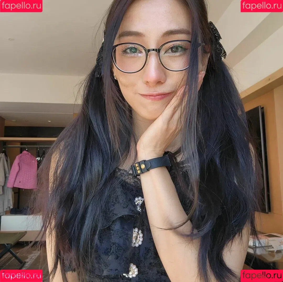 Zumi Onlyfans Photo Gallery 