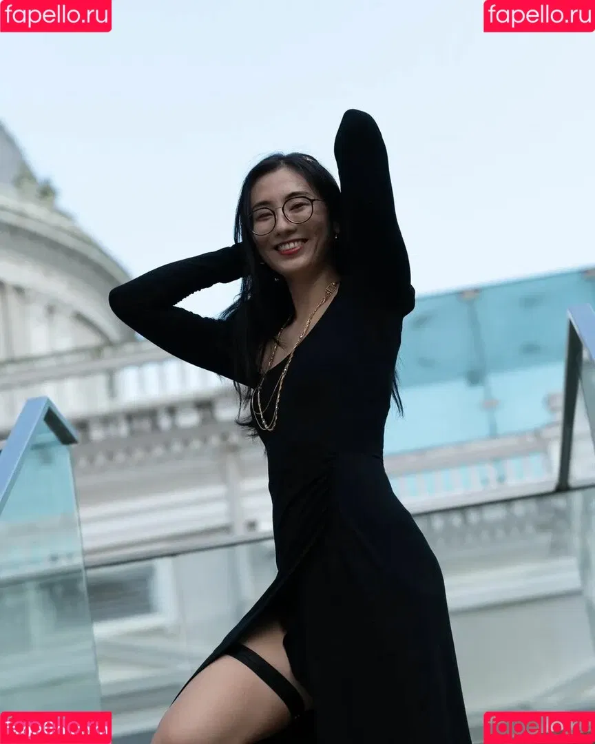 Zumi Onlyfans Photo Gallery 