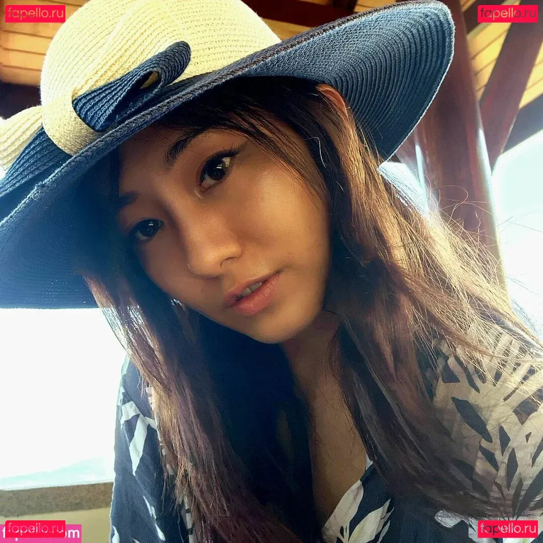 Zumi Onlyfans Photo Gallery 