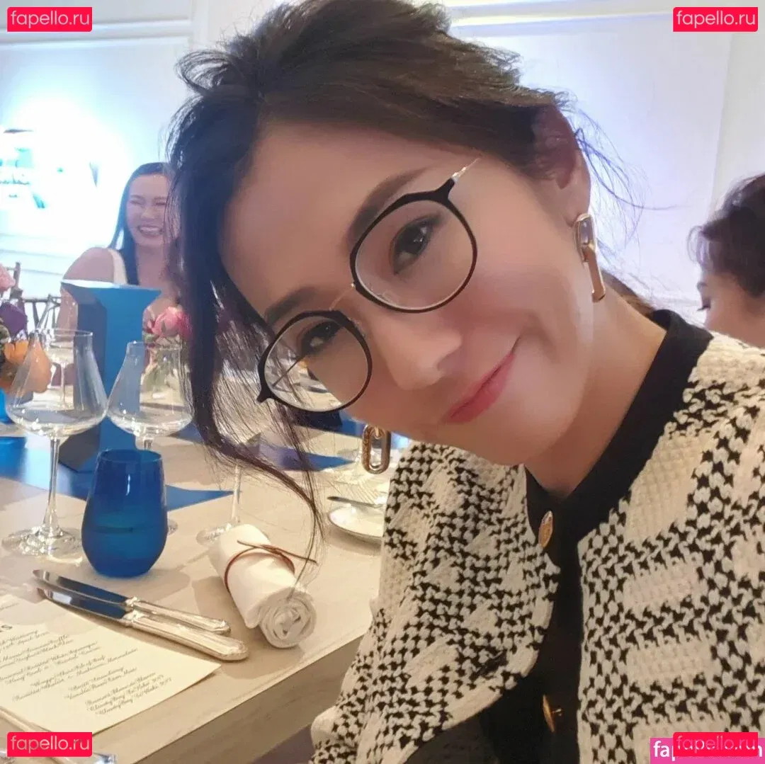 Zumi Onlyfans Photo Gallery 