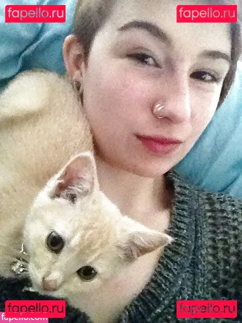 Indoorcat Onlyfans Photo Gallery 