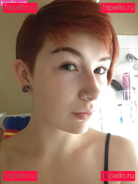 Indoorcat Onlyfans Photo Gallery 