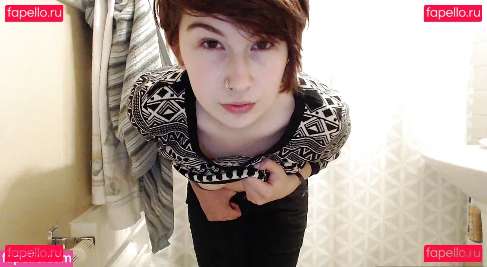 Indoorcat Onlyfans Photo Gallery 