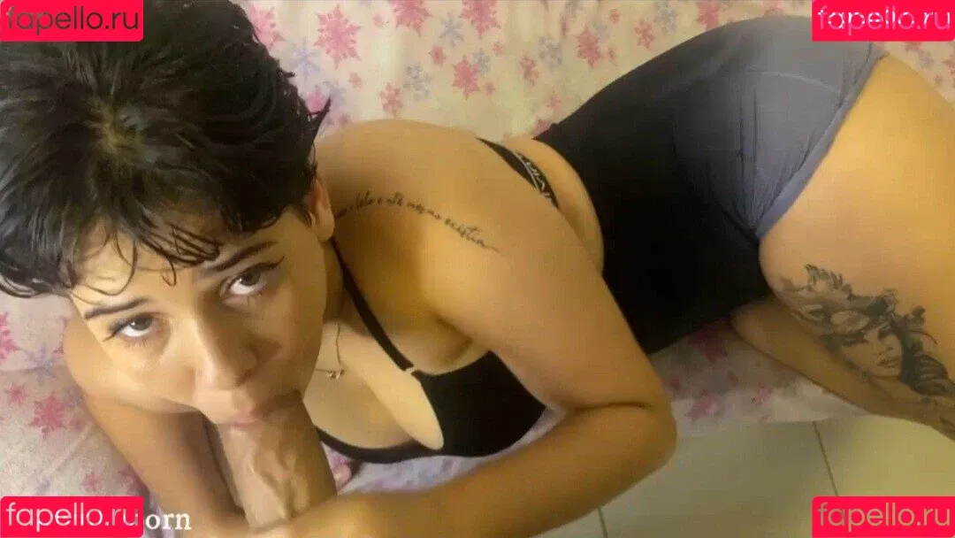 Karinezinha Onlyfans Photo Gallery 