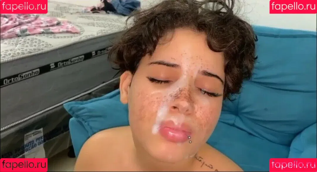Karinezinha Onlyfans Photo Gallery 