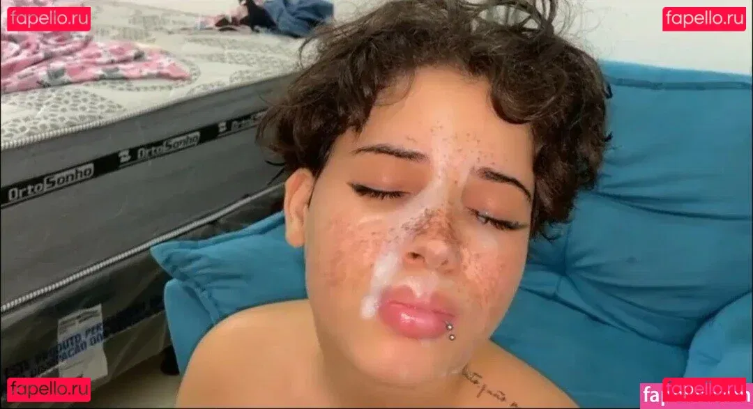 Karinezinha Onlyfans Photo Gallery 