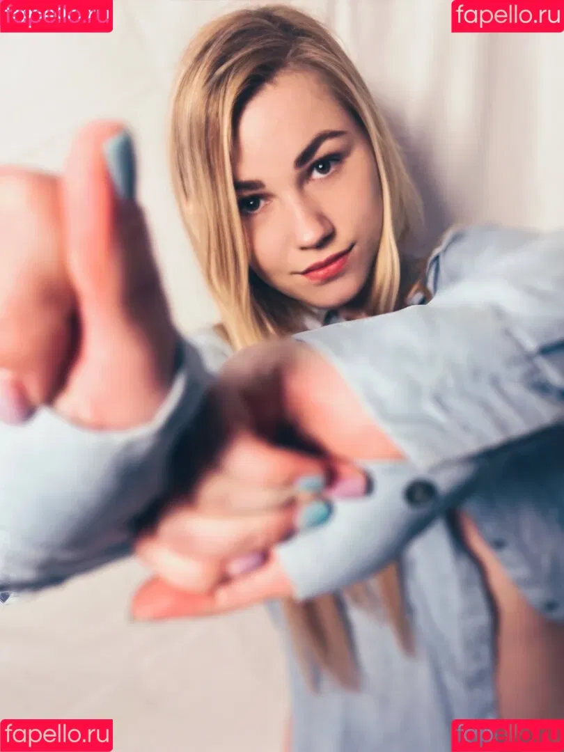 Emmadizzy / Emma_arty Onlyfans Photo Gallery 