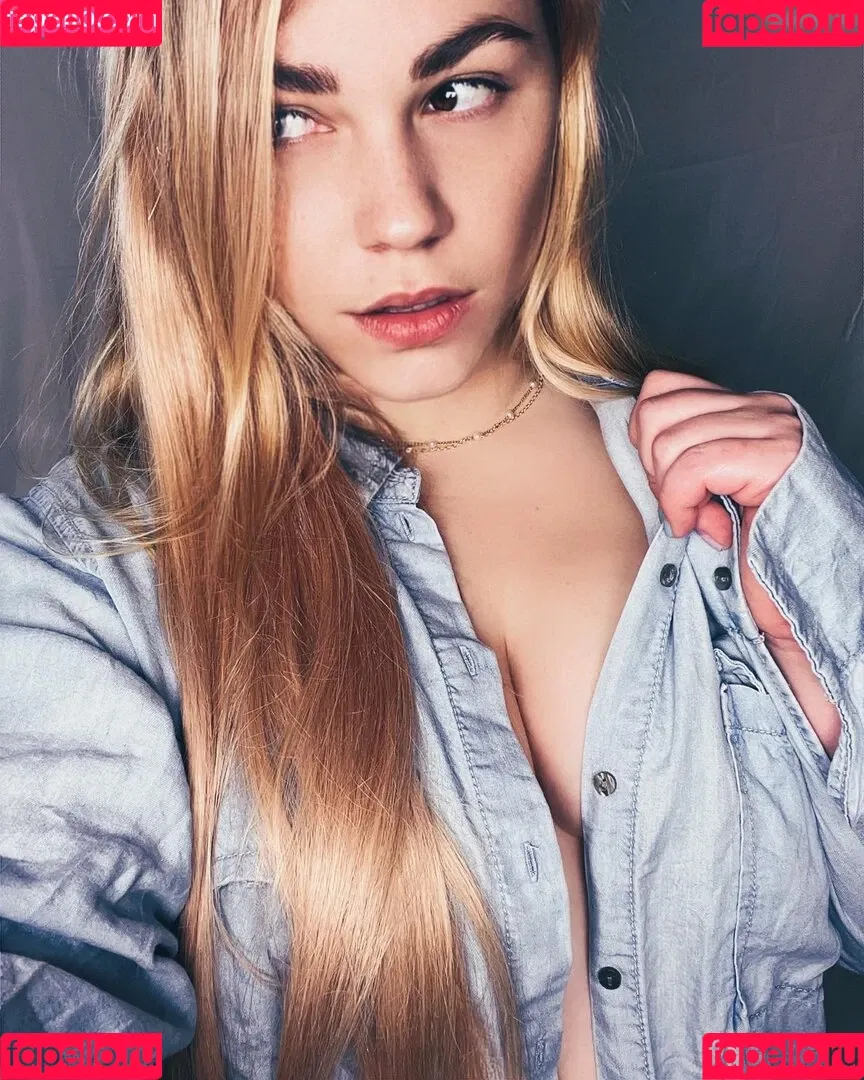 Emmadizzy / Emma_arty Onlyfans Photo Gallery 
