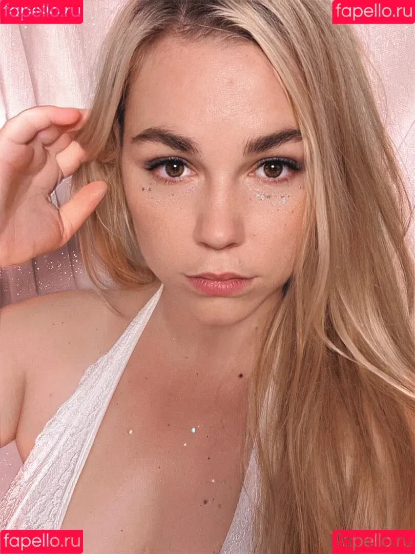 Emmadizzy / Emma_arty Onlyfans Photo Gallery 