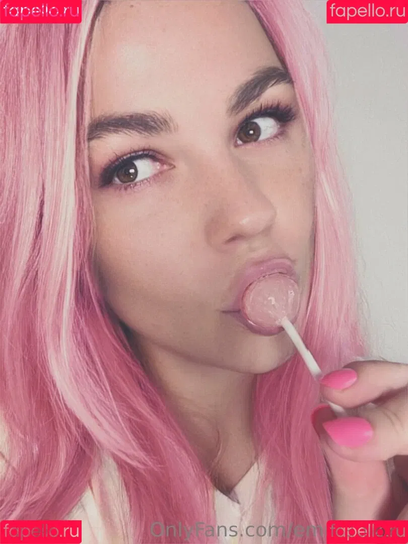 Emmadizzy / Emma_arty Onlyfans Photo Gallery 