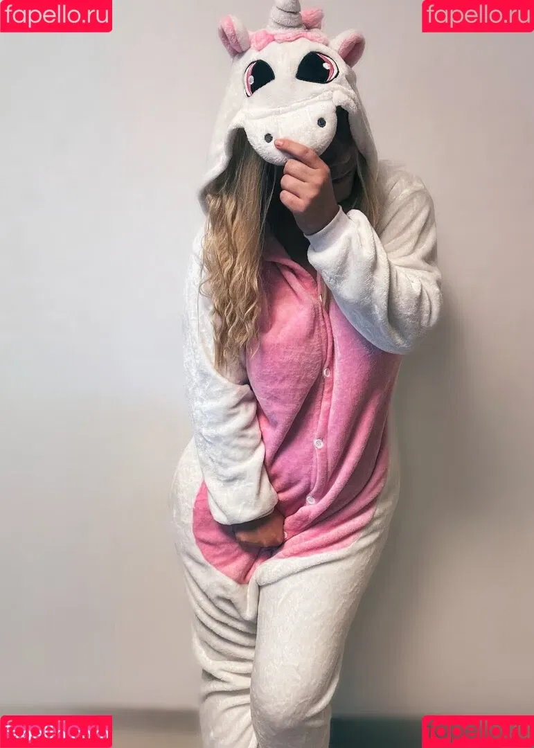 Emmadizzy / Emma_arty Onlyfans Photo Gallery 