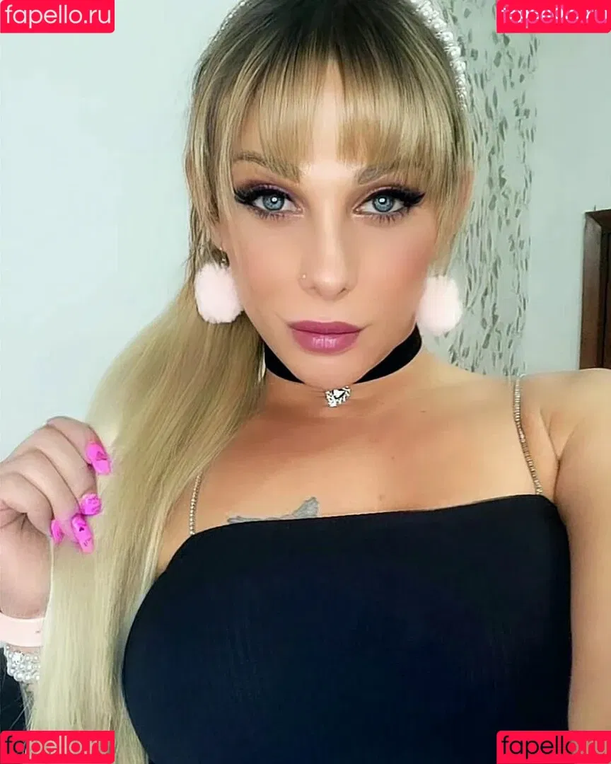 Gabriela Lori Onlyfans Photo Gallery 