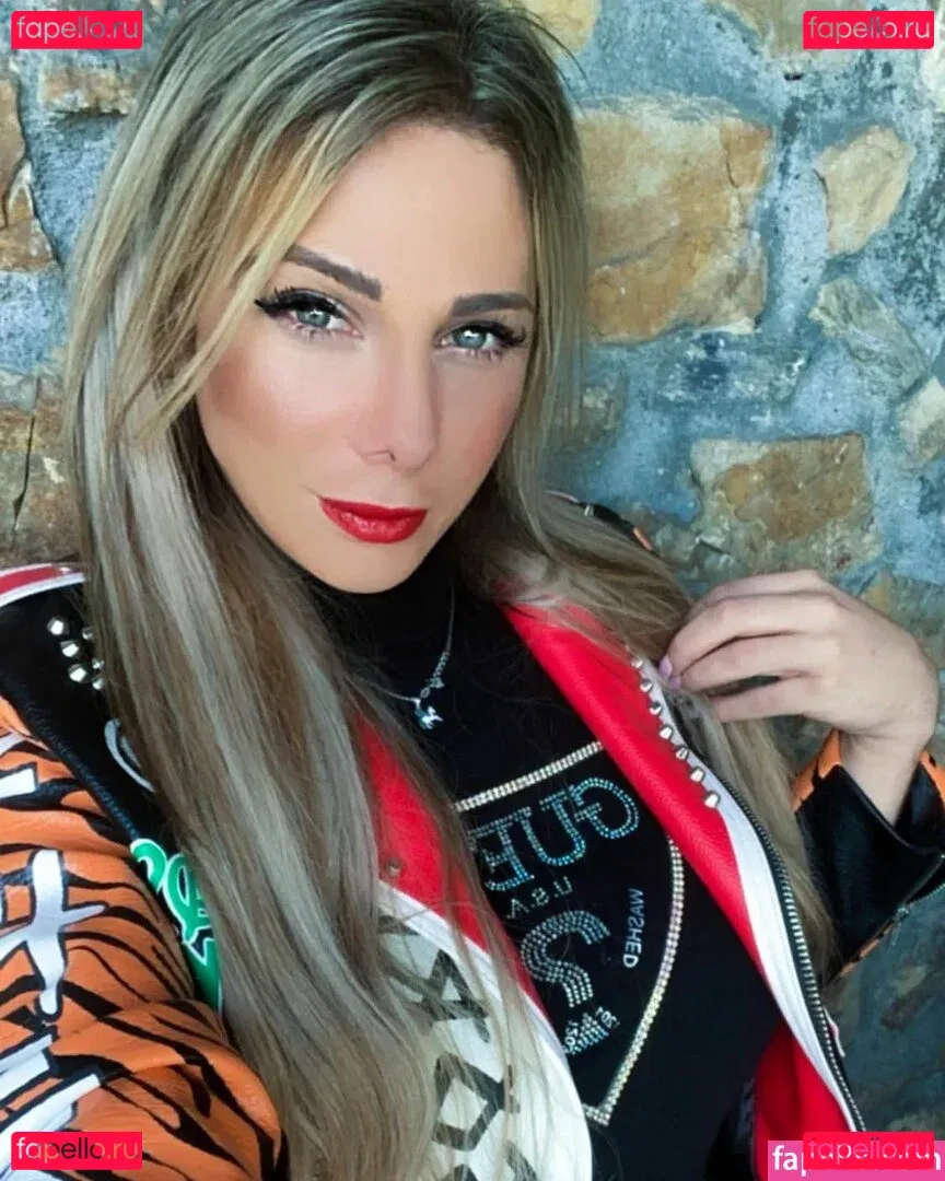 Gabriela Lori Onlyfans Photo Gallery 