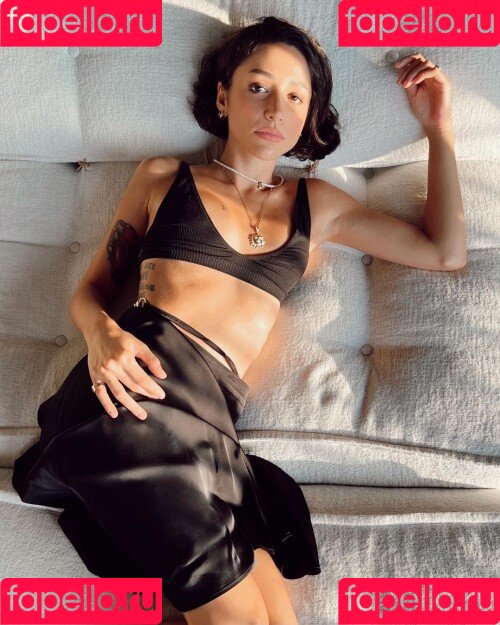 Zeynep Bastık Onlyfans Photo Gallery 