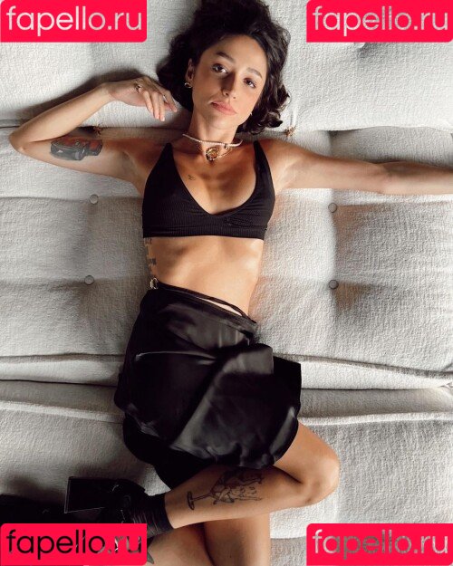 Zeynep Bastık Onlyfans Photo Gallery 