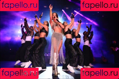 Zeynep Bastık Onlyfans Photo Gallery 