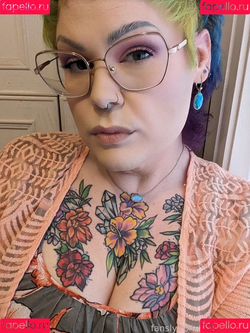 begformeg Onlyfans Photo Gallery 