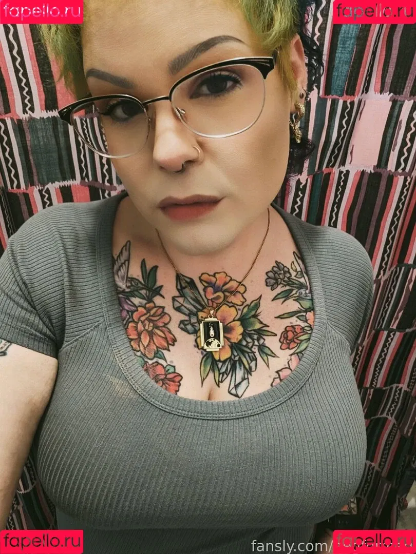 begformeg Onlyfans Photo Gallery 