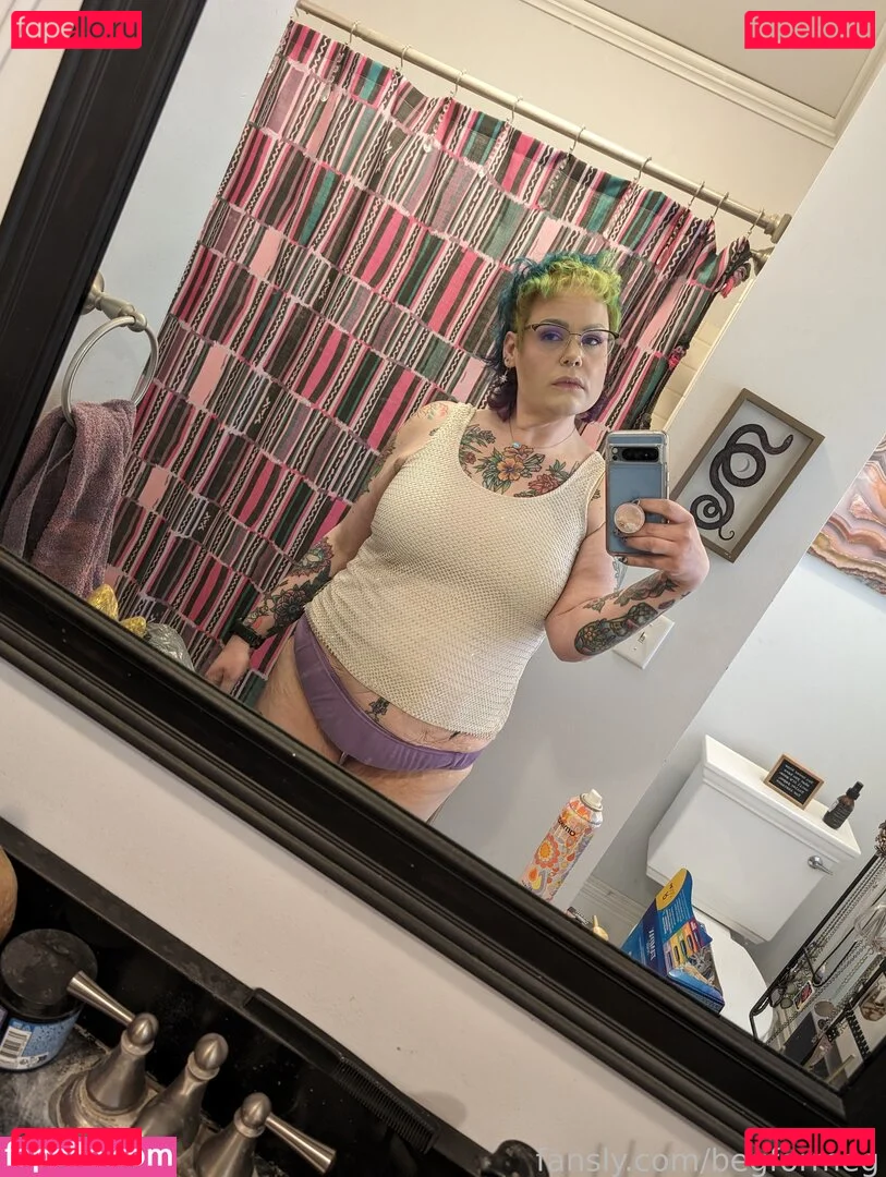 begformeg Onlyfans Photo Gallery 