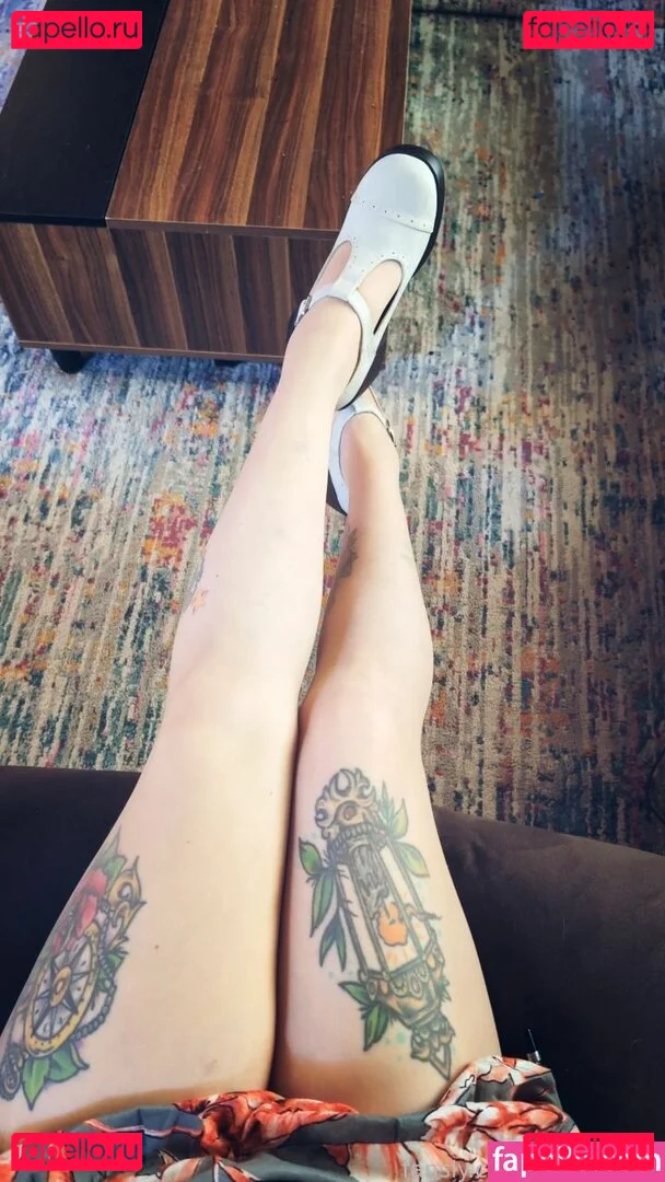 begformeg Onlyfans Photo Gallery 