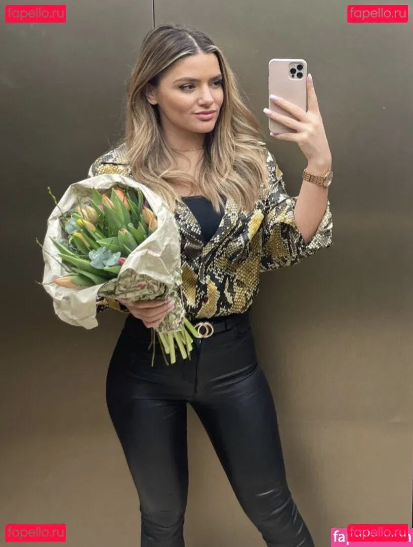 Ella_di_fit Onlyfans Photo Gallery 