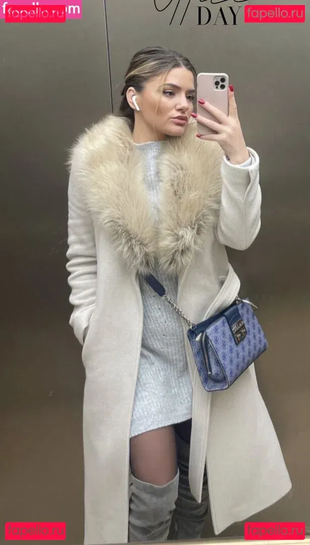 Ella_di_fit Onlyfans Photo Gallery 