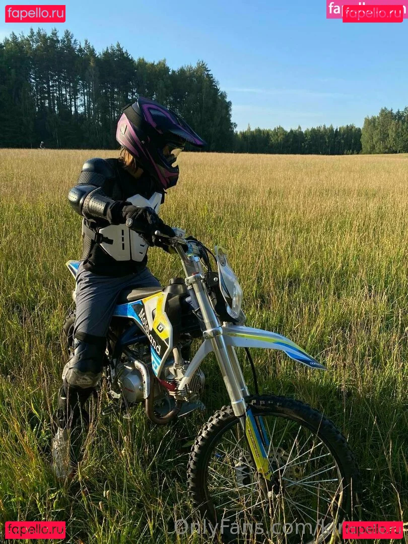 kirateen Onlyfans Photo Gallery 