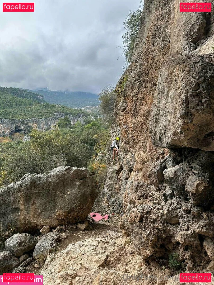 kirateen Onlyfans Photo Gallery 