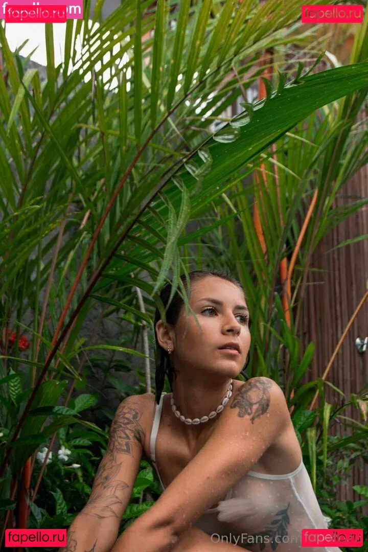 kirateen Onlyfans Photo Gallery 