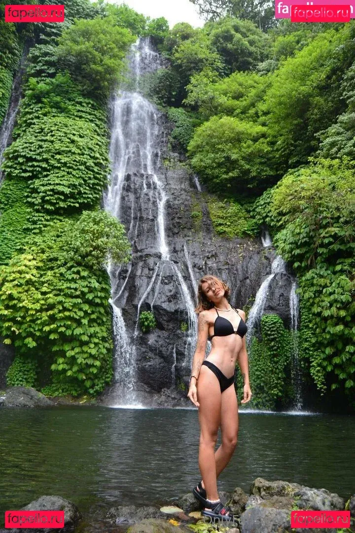 kirateen Onlyfans Photo Gallery 