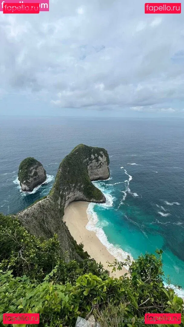 kirateen Onlyfans Photo Gallery 