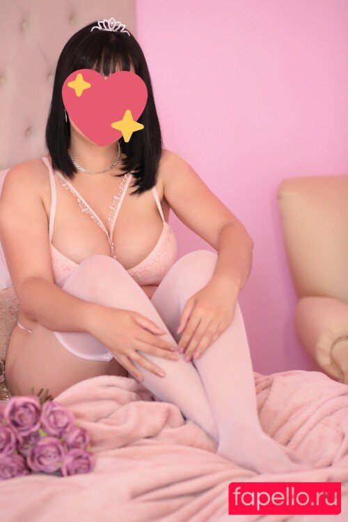 Lavínia Miyazaki Nude Onlyfans Photo 29