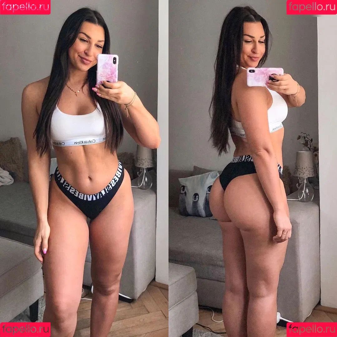 Evasaischegg Onlyfans Photo Gallery 