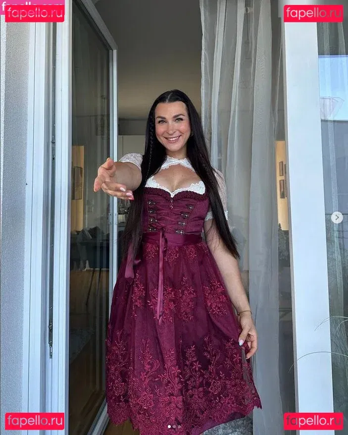 Evasaischegg Onlyfans Photo Gallery 