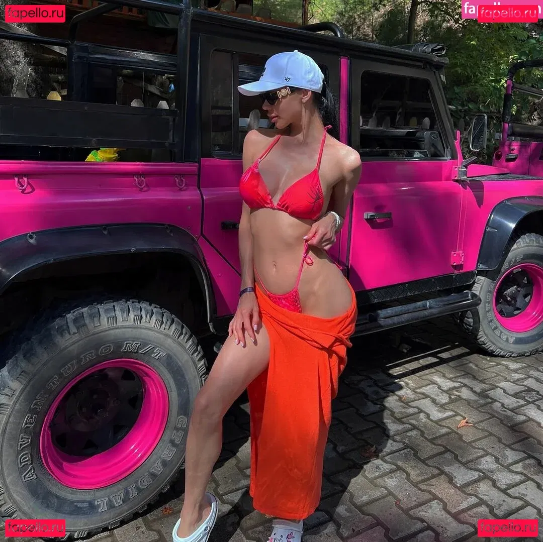 Amy Lee Onlyfans Photo Gallery 