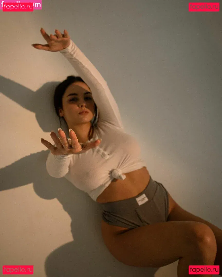 Kazarian Oleksandra Onlyfans Photo Gallery 