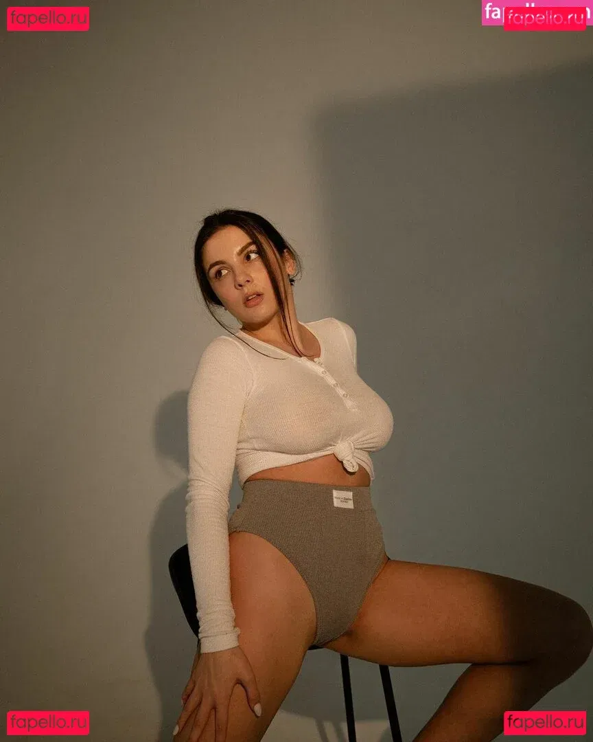 Kazarian Oleksandra Onlyfans Photo Gallery 