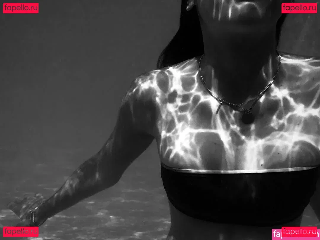 Kazarian Oleksandra Onlyfans Photo Gallery 