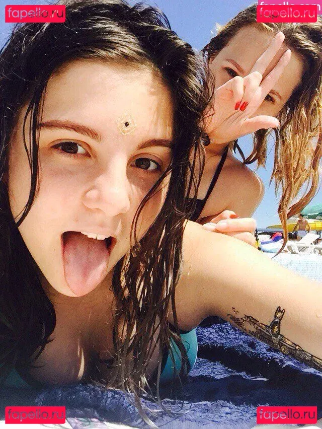 Kazarian Oleksandra Onlyfans Photo Gallery 