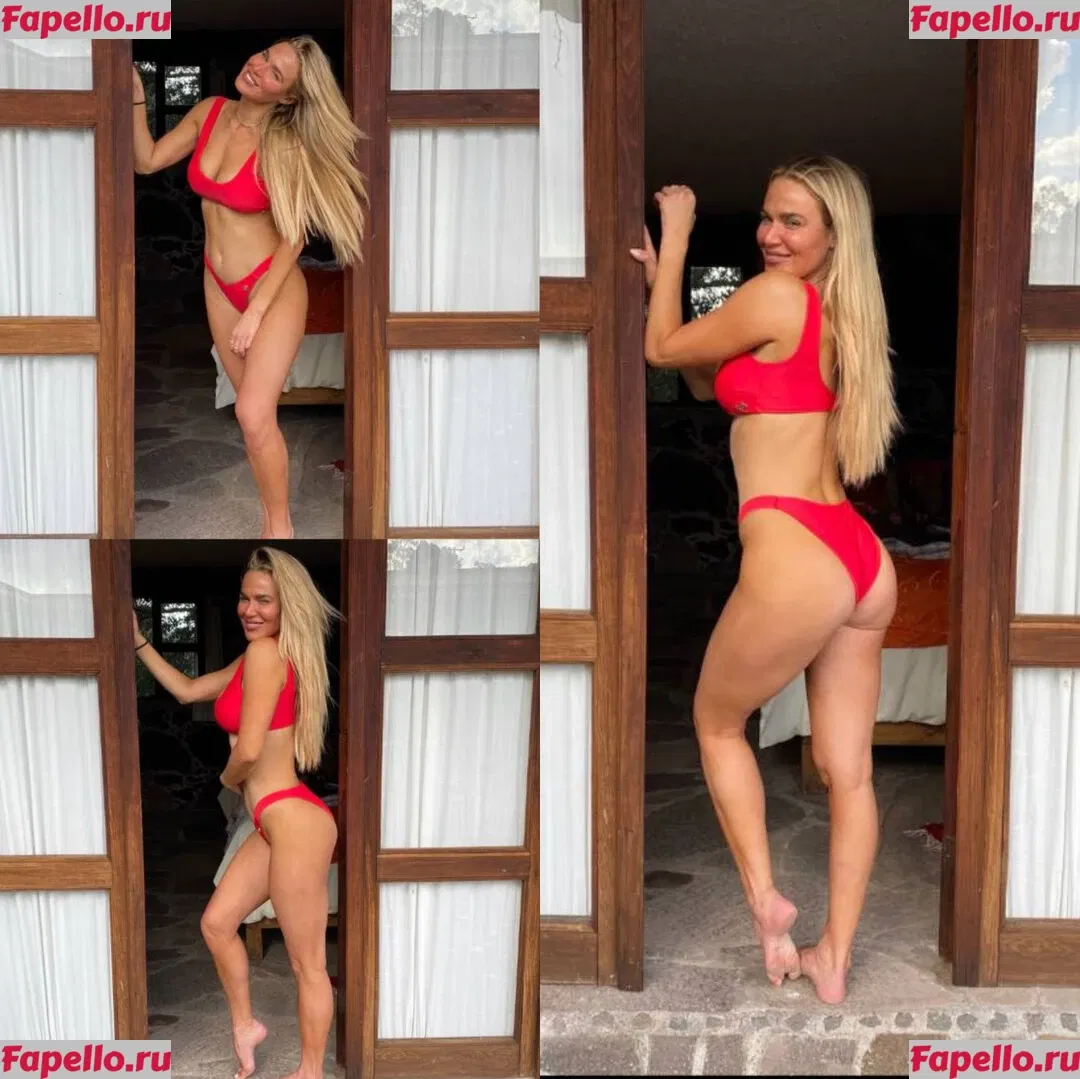 CJ Perry Onlyfans Photo Gallery 