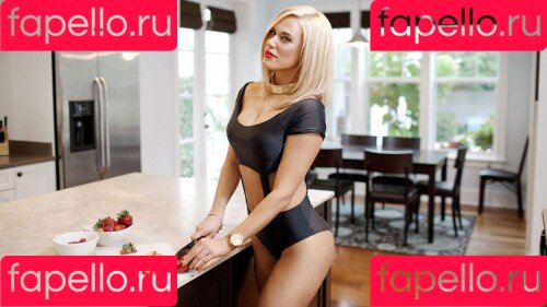 CJ Perry Onlyfans Photo Gallery 