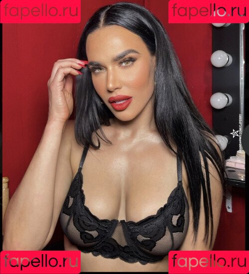 CJ Perry Onlyfans Photo Gallery 